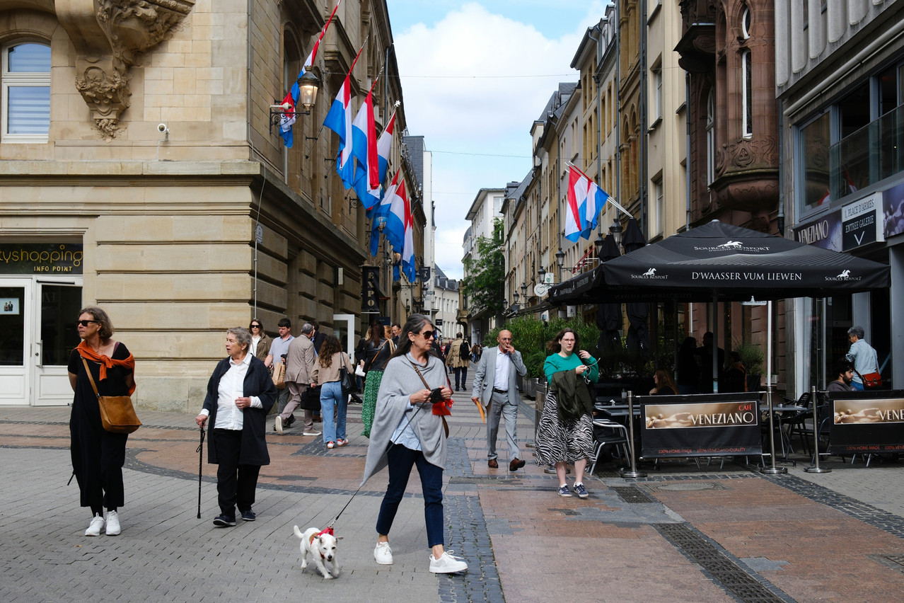 Les étrangers représentent presque la moitié de la population résidente.  (Photo: Shutterstock)