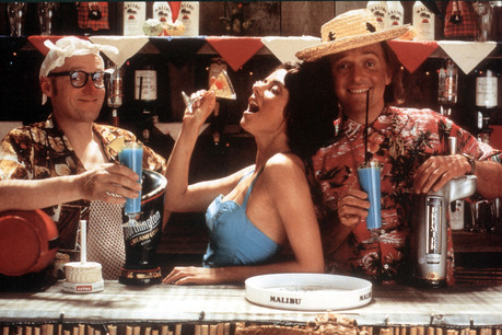 Shake, shake, shake… Les cocktails et les passionné(e)s qui les réalisent sont plus que jamais sous le feu des projecteurs festifs! (Photo: Alamy Stock Pictures)