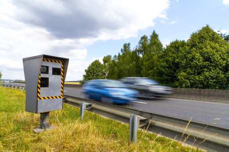 En 2019, c’est un total de 282.703 avertissements taxés qui a été dressé, dont 272.102 à 49 euros et 10.601 à 145 euros. 2.023 délits de grande vitesse ont pu être constatés. (Photo: Shutterstock)