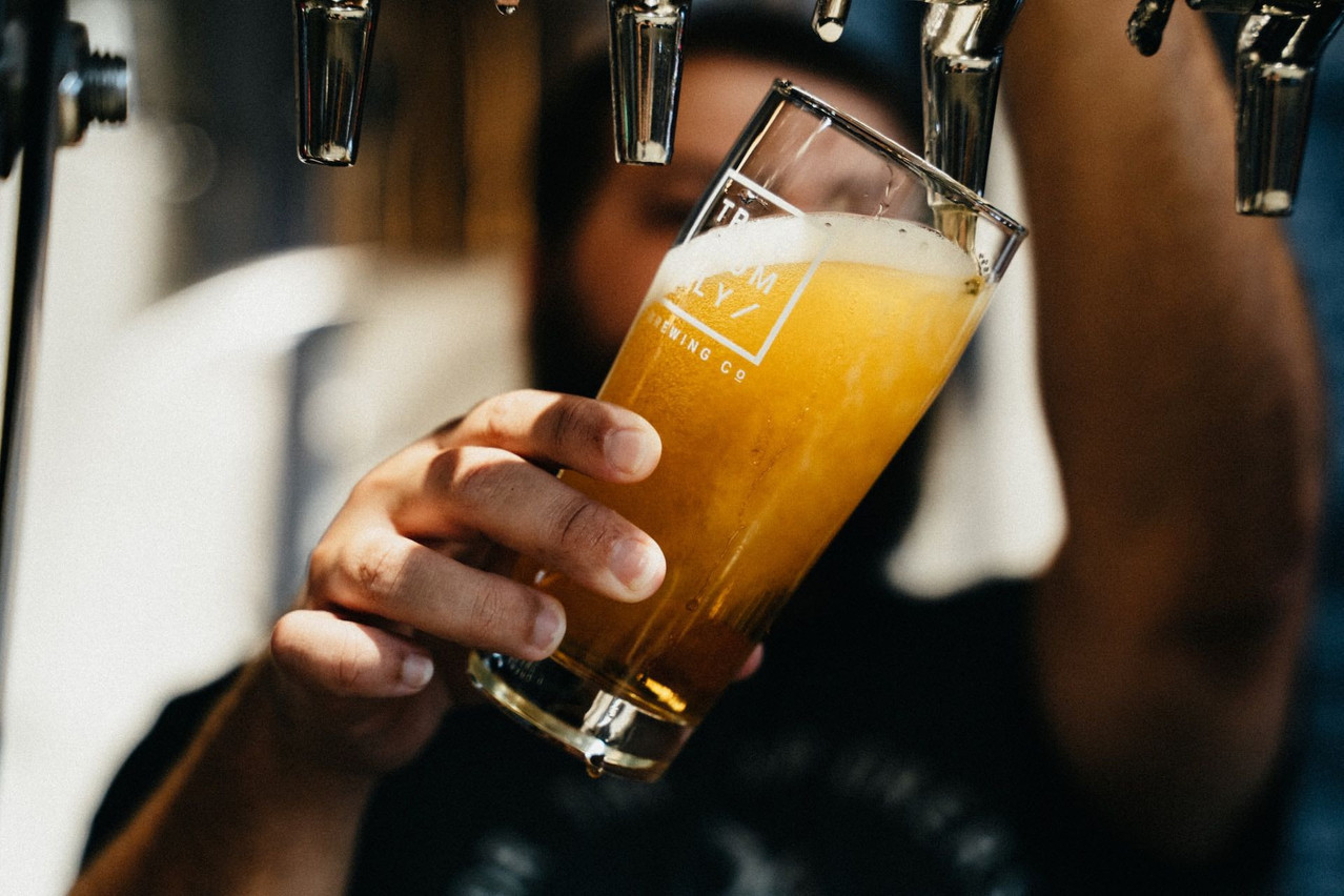 This course will teach participants all about India pale ale (IPA) style beers. Photo: Josh Olalde/Unsplash