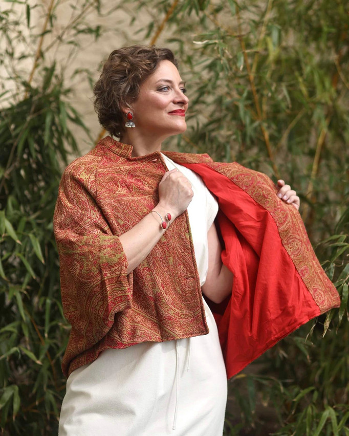 Les Sûtras sells India inspired scarves and garments Photo: Les Sûtras