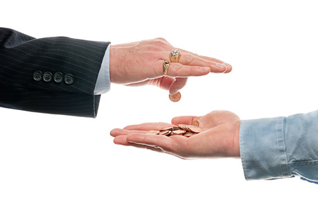 L’augmentation du salaire social minimum est officiellement actée au Mémorial. (Photo: Shutterstock)