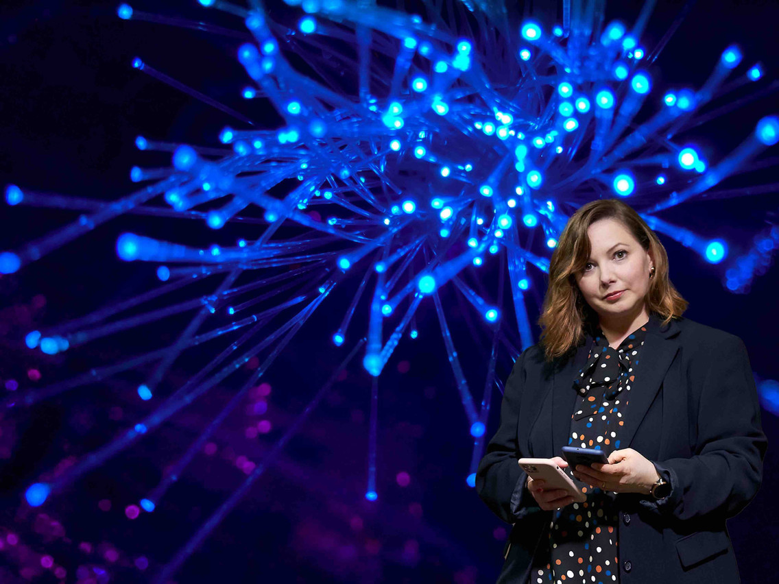 Sheila Becker, head of network and information systems security, Luxembourg Regulatory Institute (ILR). Photos: Andrés Lejona/Maison Moderne, JJ Ying/Unsplash