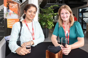 Megha Agrawal et Héléna Waldbillig (CGPO). (Photo: Marie Russillo/Maison Moderne)