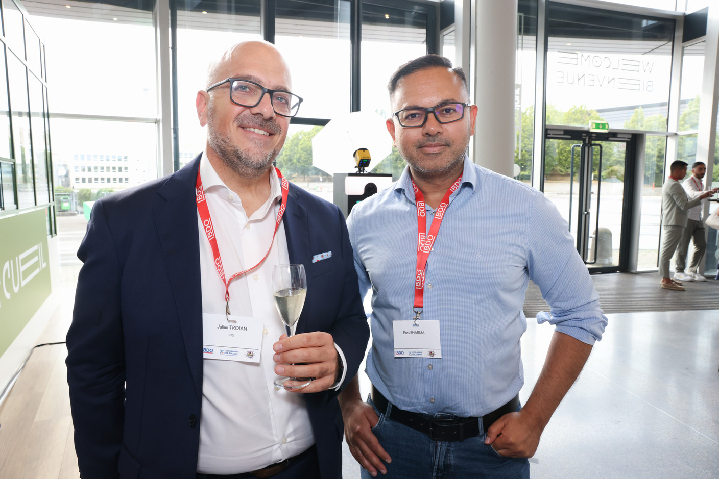 Julian Troian (ING) et Eros Sharma. (Photo: Marie Russillo/Maison Moderne)