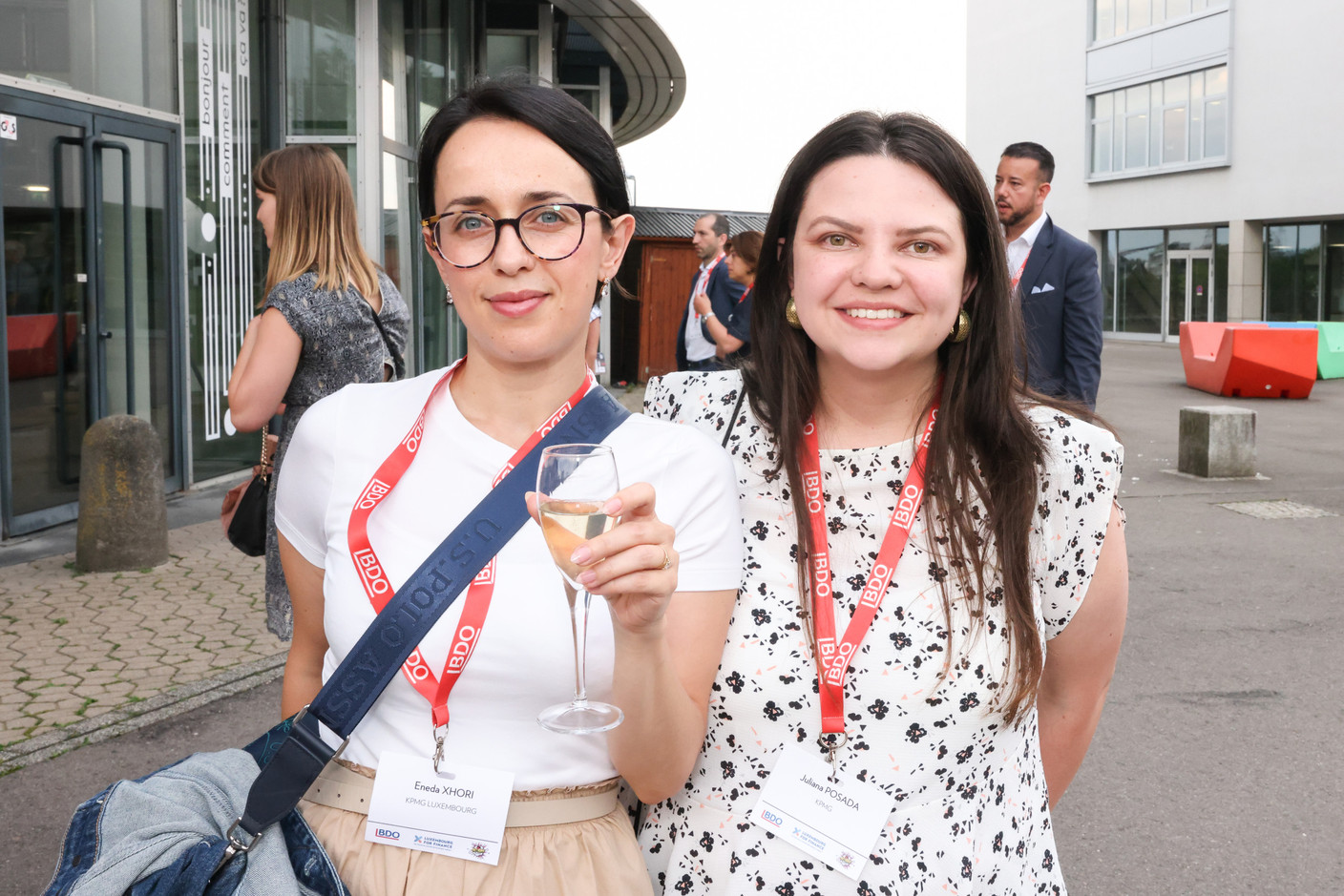 Eneda Xhori et Juliana Posada (KMPG Luxembourg). (Photo: Marie Russillo/Maison Moderne)