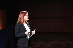 Alessia Lorenti (Edmond de Rothschild) ((Photo: Jan Hanrion / Maison Moderne))