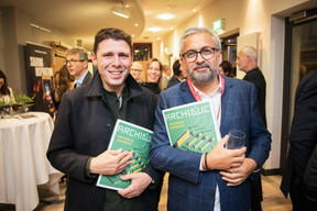 Norbert Brakonnier (Norbert Brakonier Spaces and Furniture) et Mike Koedinger (Maison Moderne) à droite ((Photo: Jan Hanrion / Maison Moderne))