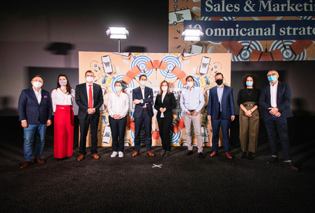 Pedro Castilho (Verbalius), Julie Lhardit (Paperjam Club), Herwig Temmerman (BearingPoint), Cécile Lorenzini (Vanksen), Adrien Kirschfink (Accenture), Bárbara Daroca (ING Luxembourg), Patrick Ittah (Up Consulting), Marc Hoffmann (Cactus), Alicia Brun (Payconiq) et François Hannebicque (Lonsdale). (Photo: Julian Pierrot / Maison Moderne)