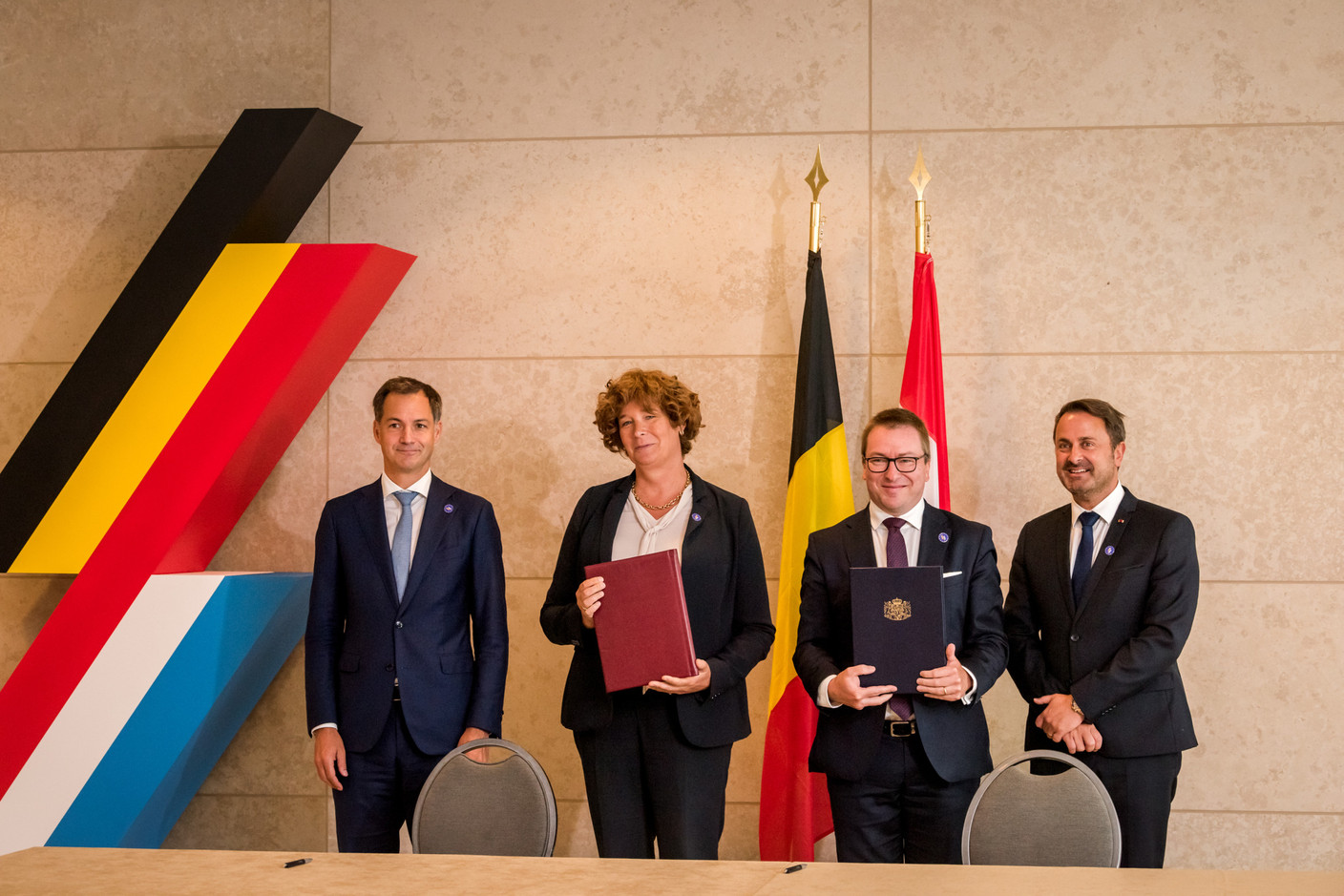 La coopération en matière d’administration et de fonction publique a aussi fait l’objet d’un accord, signé par Petra De Sutter et Marc Hansen, ministres de la Fonction publique. (Photo: Nader Ghavami)