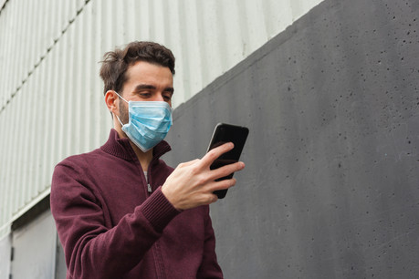 Un règlement grand-ducal autorise maintenant officiellement le port du masque dans l’espace public. (Photo: Shutterstock)