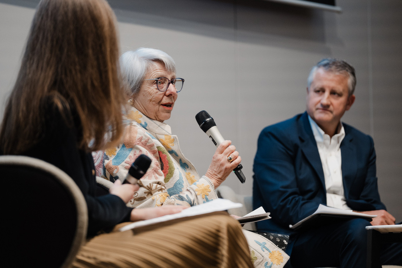 Marie-Anne Werner et Justin Griffiths.  (Photo: Marion Dessard/Fondation de Luxembourg)