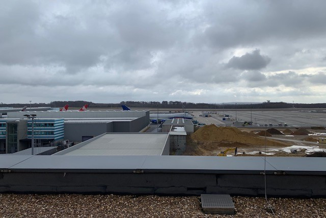 The view from the Luxembourg Freeport’s roof facing the runway, about 400m away, at Findel airport, 11 February 2019. Cargolux is located on the left. The Freeport would not allow any pictures to be taken inside its secure areas.  Staff photo
