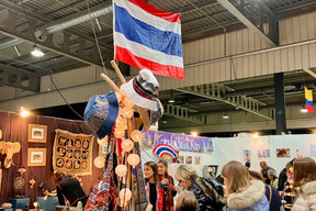 Thai food and beer, wood carvings, hats, and other traditional products were on sale at Thailand’s stand. Photo: Lydia Linna/Maison Moderne