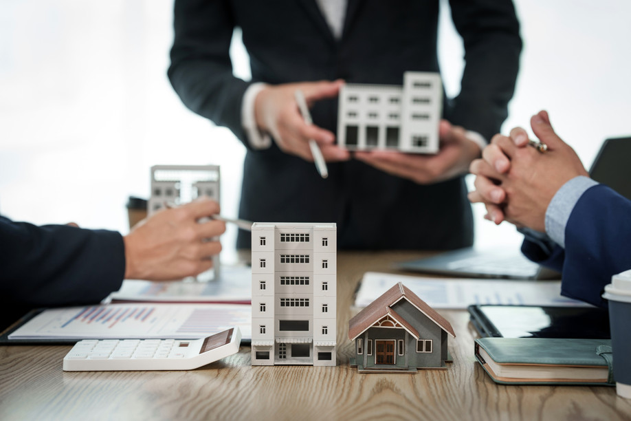 Buying by state or para-state structures and price corrections have masked a sluggish and increasingly nervous market. (Photo: Shutterstock)