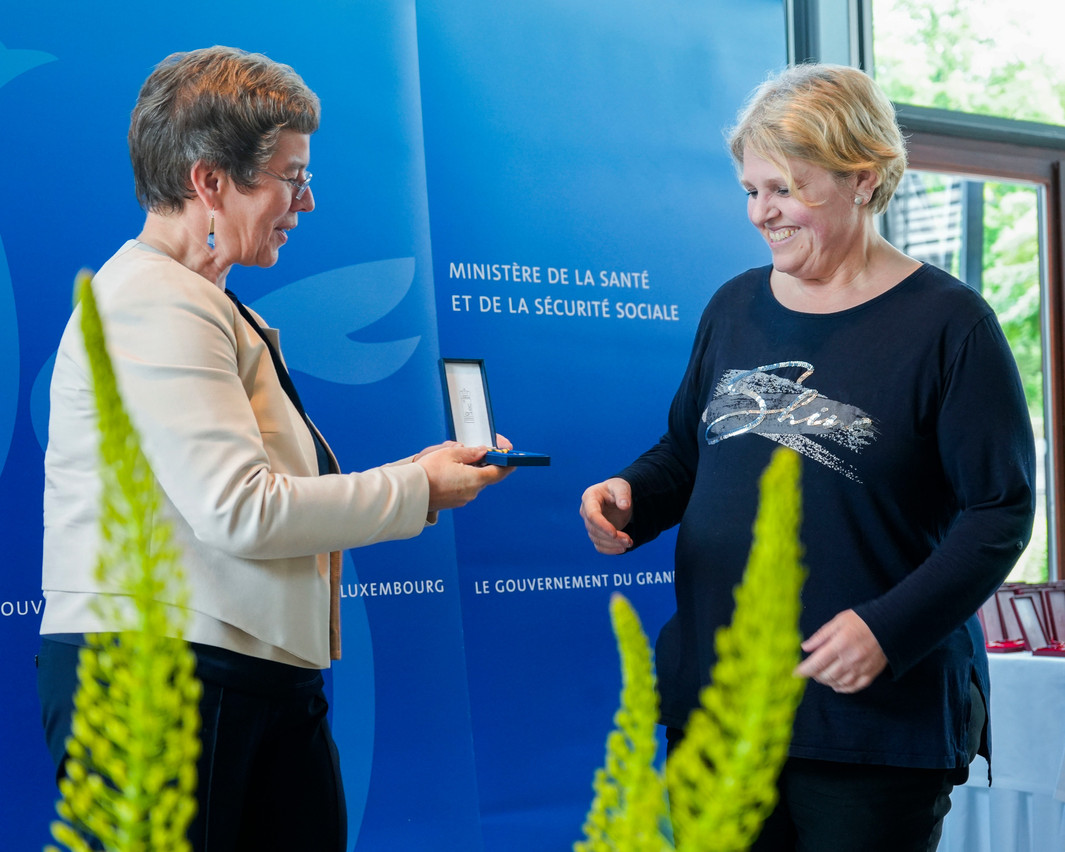 La remise des distinctions honorifiques à eu lieu au ministère de la Santé et de la Sécurité sociale (Photo : ministère de la Santé et de la Sécurité sociale/SIP)