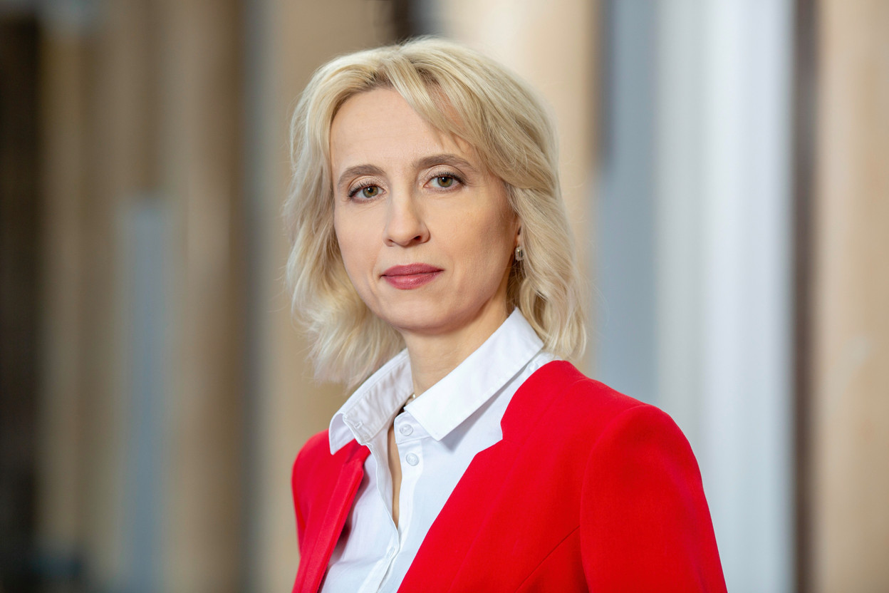 «Je suis ravie de constater le déploiement rapide de notre fonds L’UE pour l’Ukraine, qui réaffirme notre engagement à mener une action rapide et axée sur les résultats pour soutenir l’Ukraine», a déclaré la vice-présidente de la BEI, Teresa Czerwińska. (Photo : Banque européenne d’investissement)