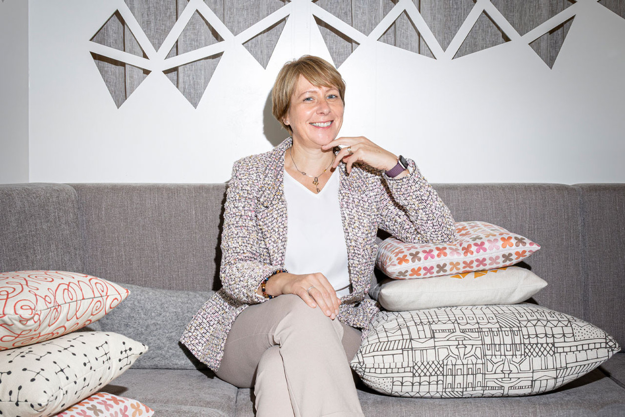 Claudia Halmes-Coumont, Directeur de LALUX-VIE, souligne le rôle clé du deuxième pilier dans la stabilité financière des salariés et indépendants. Photo : Julian Pierrot (Paperjam) 