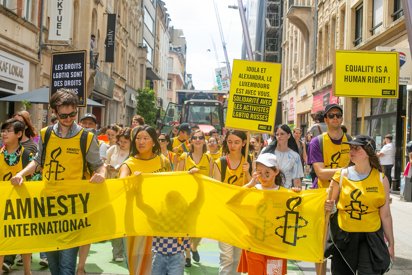 Amnesty Internationale avait aussi tenu à apporter son soutien lors de la Pride March. (Photo: Matic Zorman/Maison Moderne)