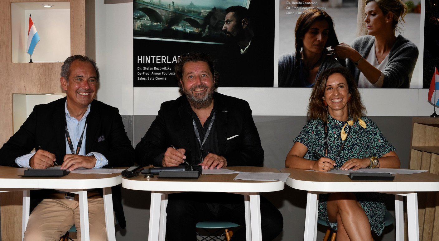 Luís Chabiz Vaz (on left) and Maria Mineiro (on right) of the Instituto do Cinema e do Audiovisual Portugal and Guy Daleiden of Film Fund Luxembourg. Film Fund Luxembourg/Thibaut Demeyer