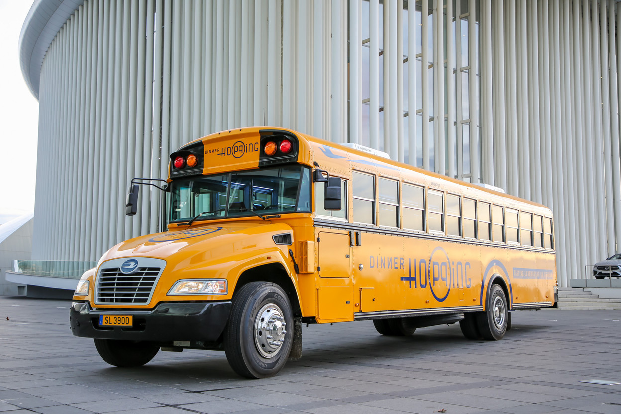 3 restaurants en une soirée à bord d’un bus scolaire américain ©sightseeing.lu 