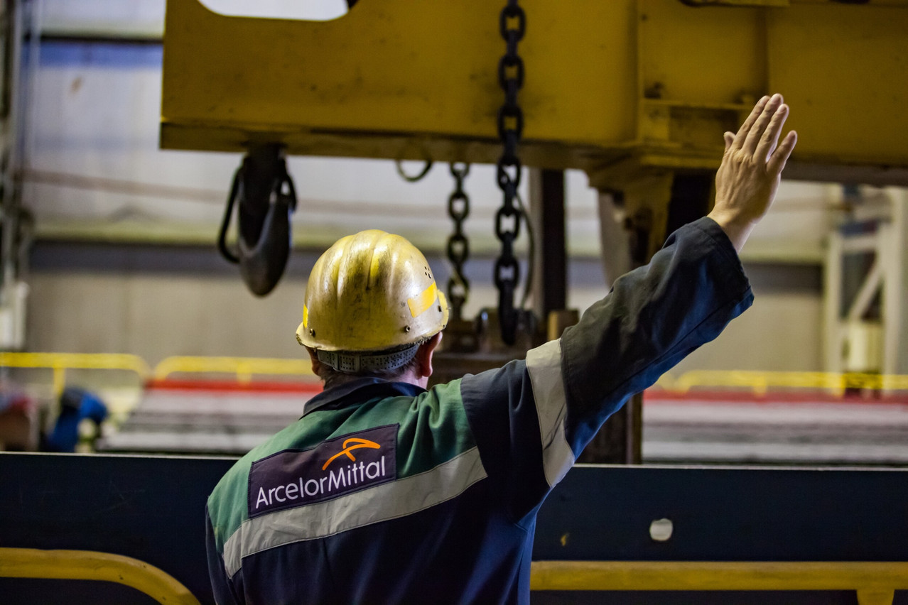 Given its surplus workforce, the group is planning “early retirement and pension measures, short-time working, voluntary departures, internal transfers and natural attrition”. (Photo: Shutterstock)