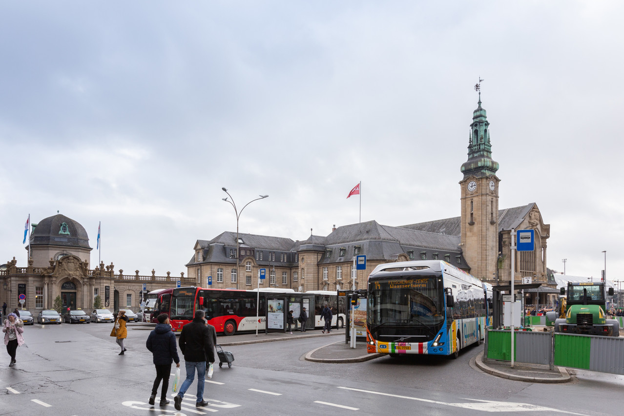 Un parking souterrain pour vélos sera construit là où se trouve l’actuelle gare des bus, entre 2023 et 2025. (Photo: Romain Gamba/Maison Moderne)