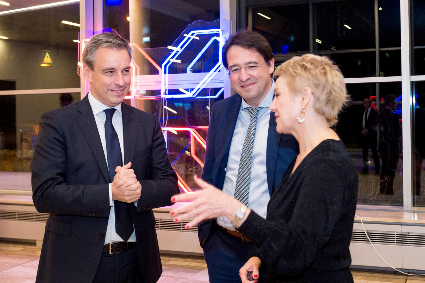 Claude Meisch (Ministre de l’Enseignement supérieur et de la Recherche), Mario Grotz et Sasha Baillie (Luxinnovation) (Photo: Marie De Decker)