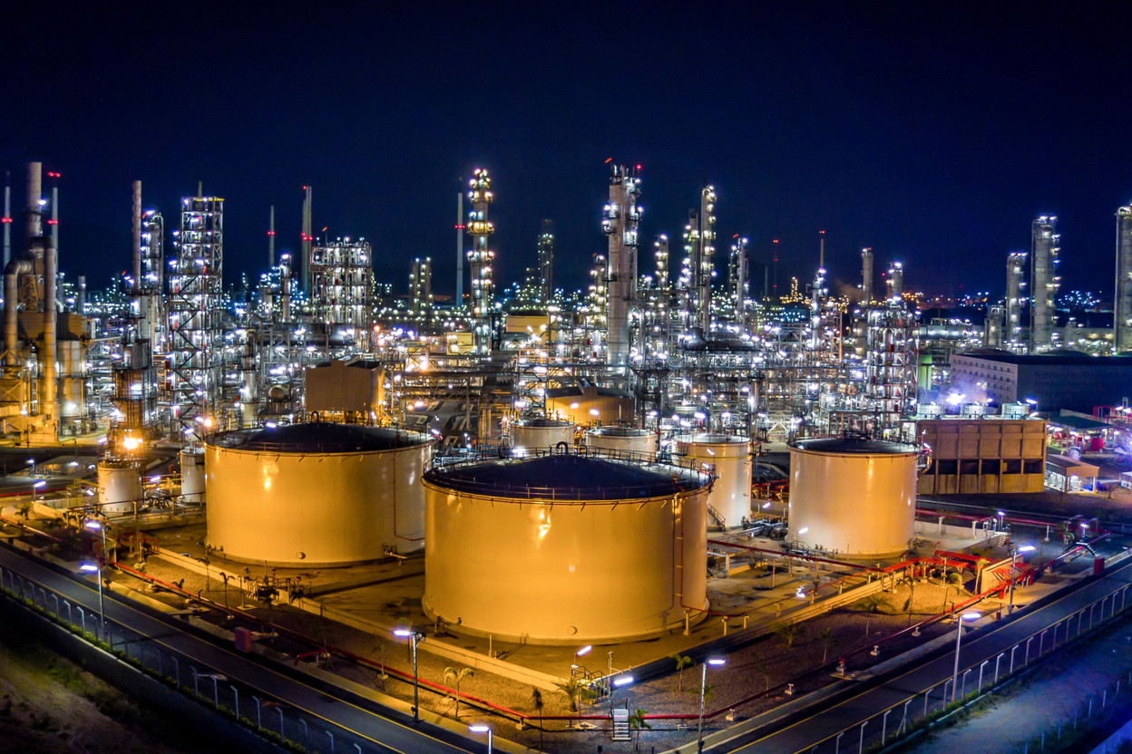 The EU’s Agency for the Cooperation of Energy Regulators provides support, monitoring and advisory services to ensure the integration, transparency and proper functioning of national energy markets and infrastructure within the European Union. Photo: Shutterstock