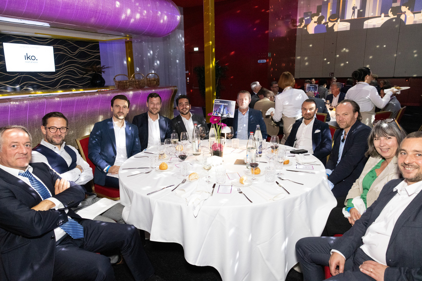 Eric Geimer (Colliers), Nicolas Genon, Romain Williame, Baptiste Lejeune (Kone), Hugo Renaud (Praemia), Philippe Pregnon (Cushman & Wakefield), David Mateus (Alphagest), Marco Nussle (Alphagest), Valérie Vincent (Kone) et Sébastien Picha (INOWAI). (Photos: Eva Krins /Maison Moderne)