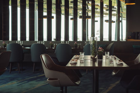 Le restaurant Mu offre une expérience 5 étoiles de la vue à l’assiette au Sofitel Le Grand Ducal. (Photo: Maison Moderne)