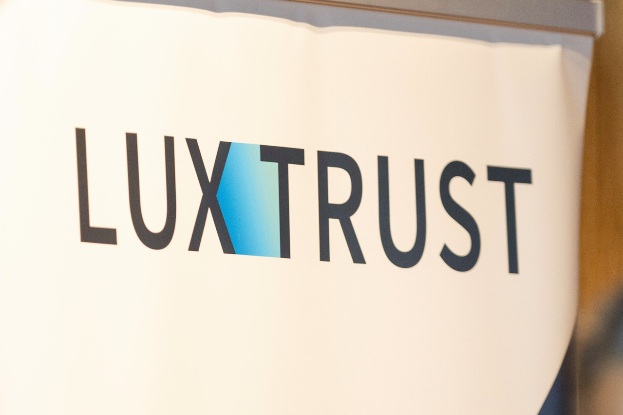 A recent survey conducted by the consultancy firm 3nity Global revealed that the LuxTrust app achieved 53% user satisfaction but showed no responsiveness to user feedback. LuxTrust pushed back on the study. Library photo: Maison Moderne