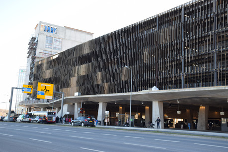 Le nouveau parking a pris place au-dessus de la gare routière du pôle d’échange Luxexpo. (Photo: Fonds Kirchberg)