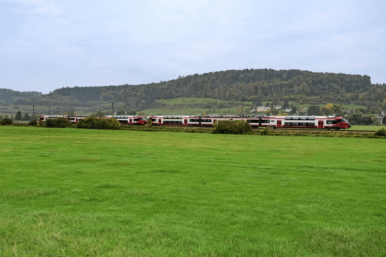 “No fewer than 668 seats are on offer thanks to the coupling of two Coradia railcars that form a train 164 metres long,” CFL said. (Photo: CFL)