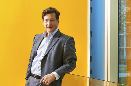 Nicolas Mackel est, depuis 2013, l’ambassadeur de la place financière luxembourgeoise hors des frontières. (Photo: Andrés Lejona/Maison Moderne)