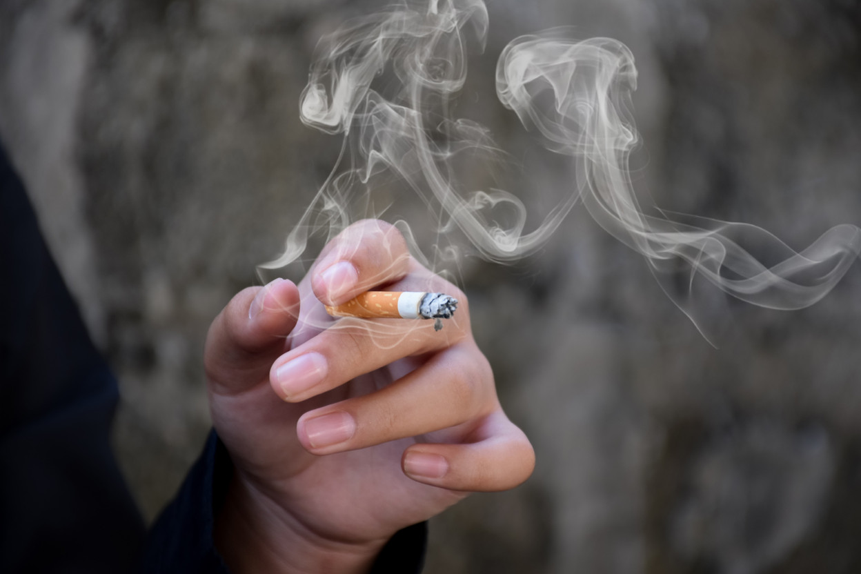 92% of residents support tighter controls and penalties for the sale of tobacco to minors. (Photo: Shutterstock)