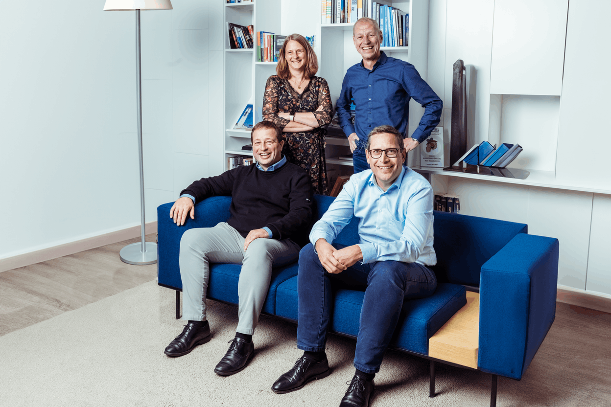 Top, left to right: Martine Schummer, Serge Welscher. Bottom, left to right: Paul Weydert and Thierry Flies: a management team committed to a sustainable future. Photo credit: Edouard Olszewski Fotografie  www.art-eo.com