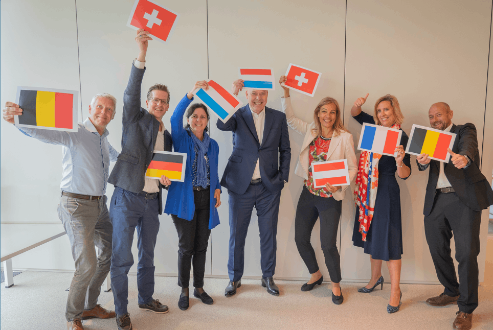 Diversity at Baloise Luxembourg, from left to right: Filip Volders, Stephan Hersperger-Cremer, Laurence Fransen, Laurent Heiles, Christine Theodorovics, Elenore Bertoncini, Benoît Piccart. Crédits : Baloise