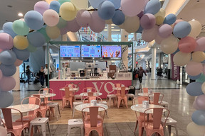 An Italian frozen yoghurt brand is set up in a small kiosk. Photo: Paperjam