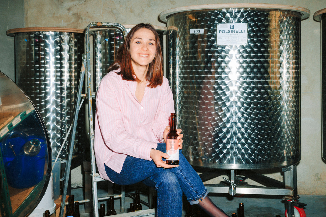 Marianne Simonin, 29, is the founder of The Happy Guts Kombucha, a naturally sparkling, low-sugar, probiotic-rich fermented tea drink, produced locally and artisanally in Luxembourg. (Photo: Julian Pierrot/Paperjam)