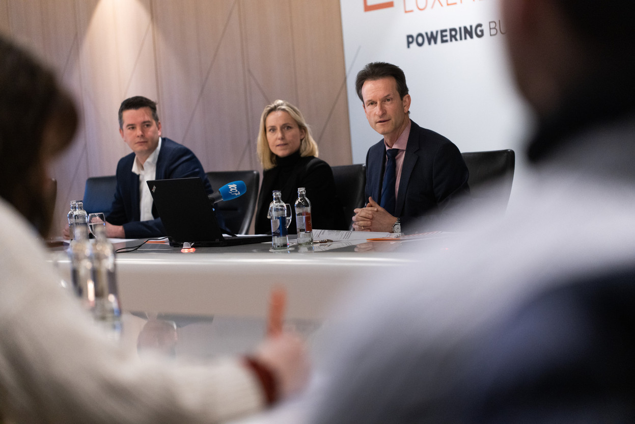 Minister of SMEs Lex Delles, CLC president Carole Muller and Chamber of Commerce CEO Carlo Thelen presented the priorities of the 2023 Pakt Pro Commerce at the Chamber of Commerce on Wednesday Photo: Guy Wolff/Maison