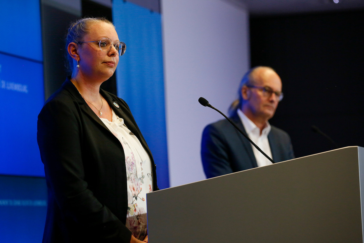 Ministers Carole Dieschbourg and Claude Turmes presented a first assessment of the country's climate and energy policy since the adoption of the climate law and the sectoral targets for reducing greenhouse gas emissions. (Photo: Sip / Julien Warnand / Archives)