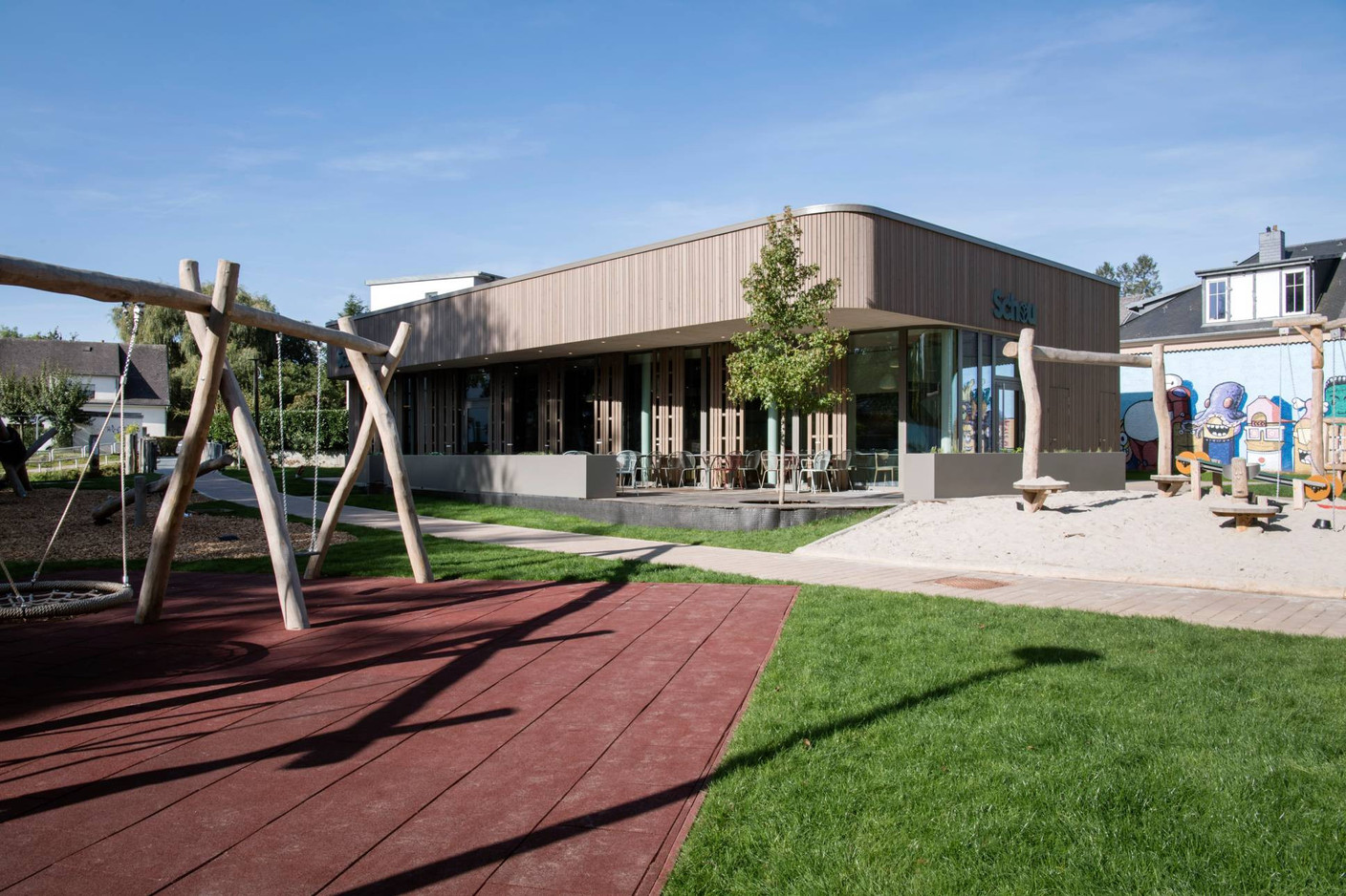 The new pavilion is located close to the playground. Photo: Linda Blatzek