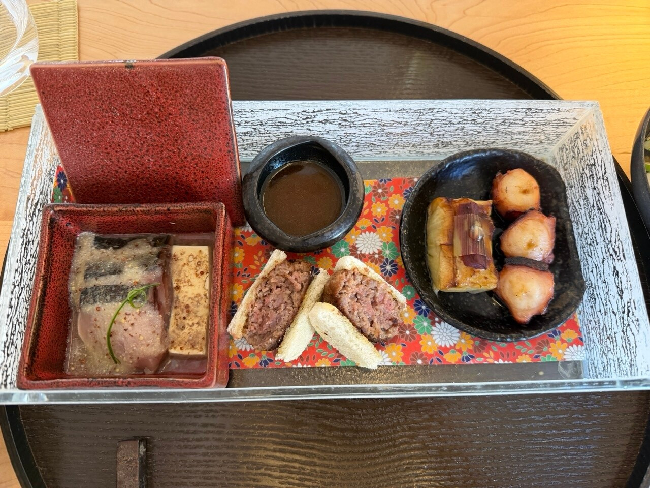 At Ryodo, melt-in-the-mouth tuna, Wagyu beef… one top-quality ingredient follows another. (Photo: Paperjam)