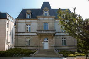 Exterior of the Villa Koch Romain Gamba / Maison Moderne