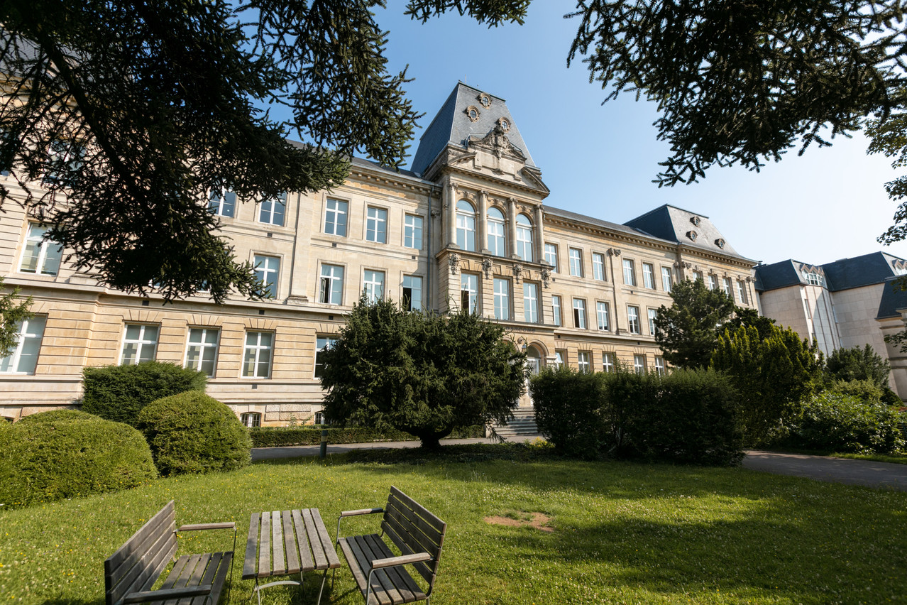The Lycée des Garçons in Esch-sur-Alzette Romain Gamba / Maison Moderne