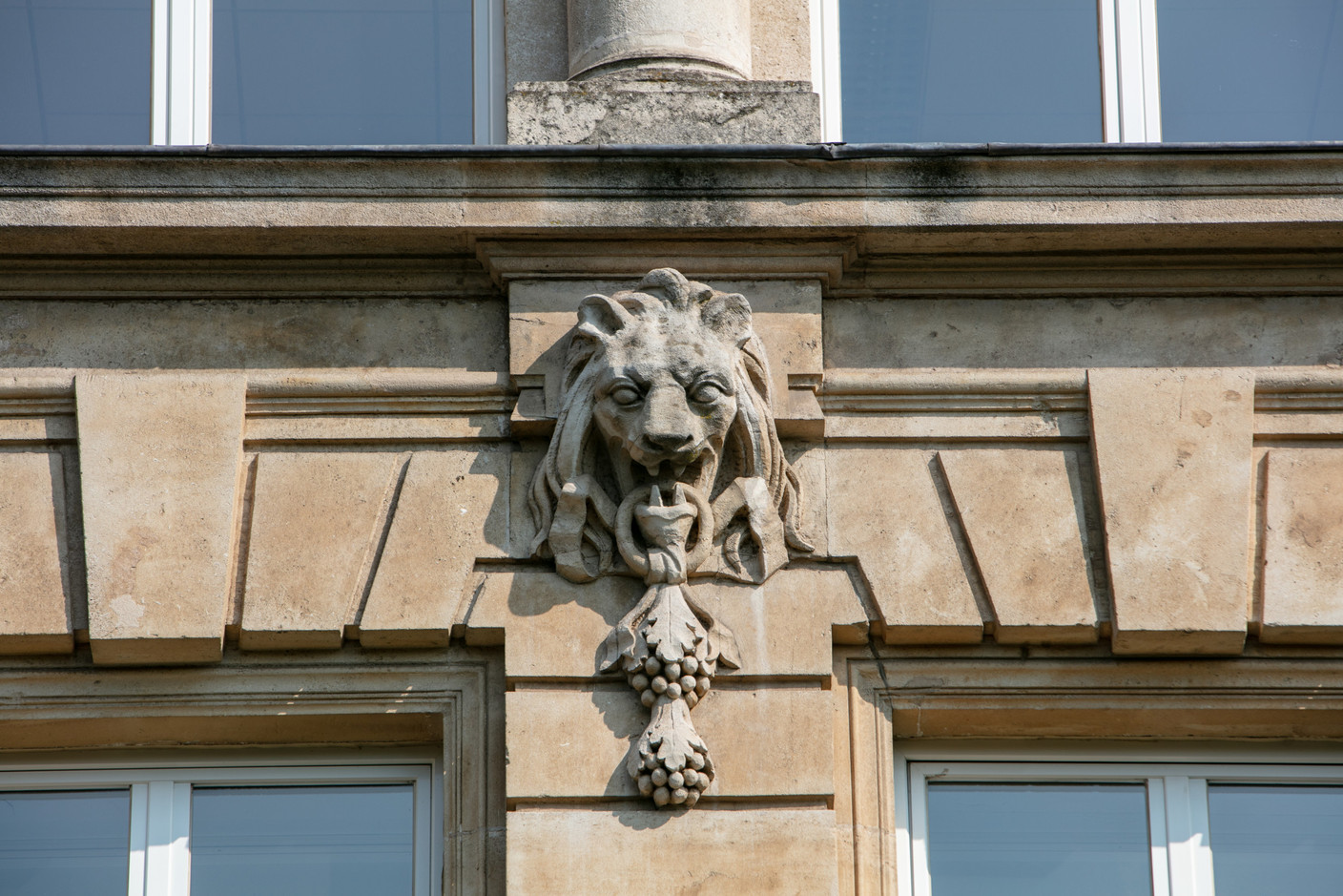 Detail of the school’s exterior Romain Gamba / Maison Moderne