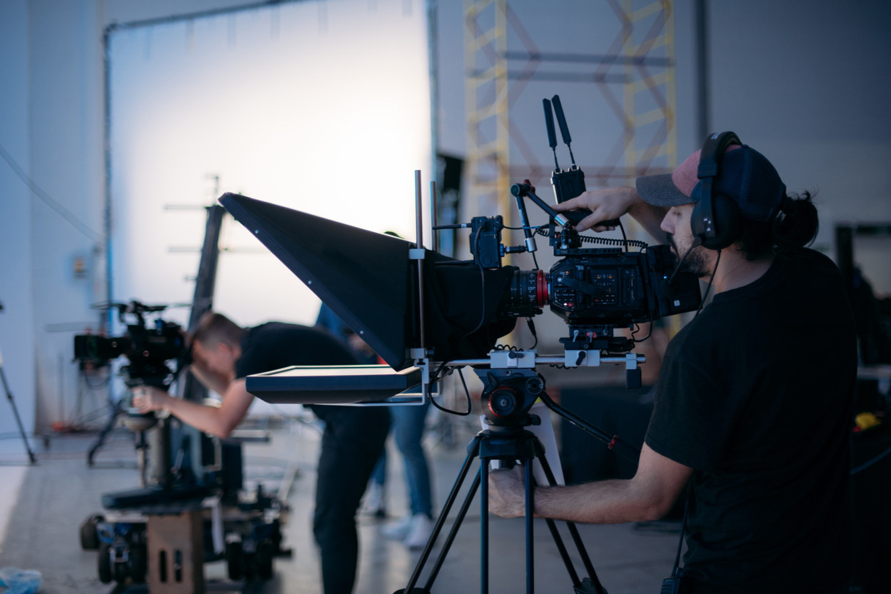 The audiovisual production professions are federated into nine associations or organisations.  Photo: Shutterstock
