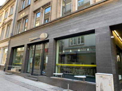 L’enseigne luxembourgeoise était présente dans trois points de vente, dont celui-ci, rue Chimay, au cœur de la ville haute. (Photo: Maison Moderne)