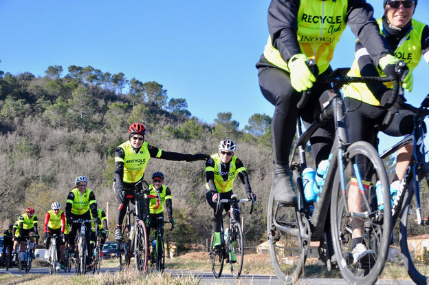 Les cyclistes solidaires vont parcourir plus de 1.100km pour rejoindre Cannes. (Photo: Recycle Club)